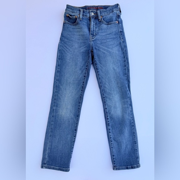Lucky Brand Denim - Woman’s Lucky Brand🍀 Denim Jeans Size 2/26 Zoe High Rise Straight​
